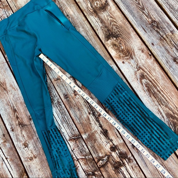 UnderArmour Teal Yoga Pants leggings with pocket - Picture 9 of 12